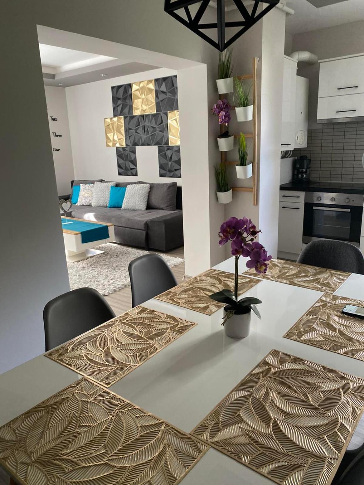 Gabrielle2 Apartman 데브레첸 외부 사진